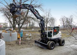 Kolová rypadla Schaeff TW 110