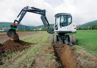 Kolová rypadla Schaeff TW 75