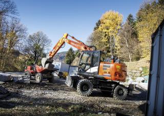 Kolová rypadla Hitachi ZX145W-6