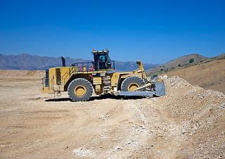 Kolové buldozery Caterpillar 854K