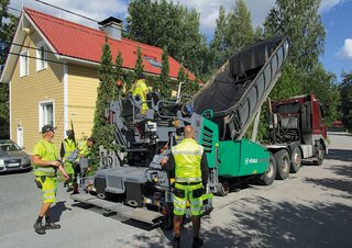 Kolové finišery Vögele Super 1003i