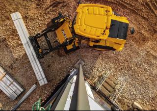 Kolové nakladače JCB 411 HT
