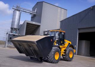 Kolové nakladače JCB 435S