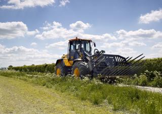 Kolové nakladače JCB 435S