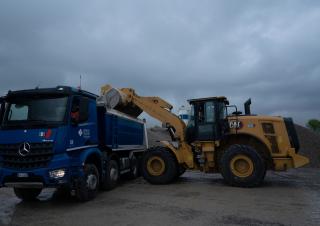 Kolové nakladače Caterpillar 950