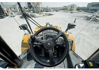Kolové nakladače Caterpillar 962L