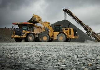 Kolové nakladače Caterpillar 988K XE