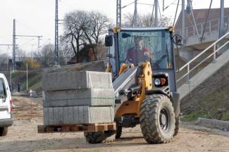 Kolové nakladače Mecalac AX 1000