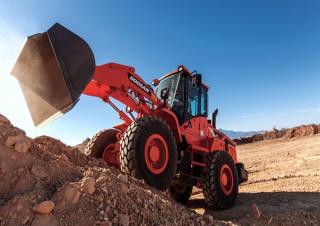 Kolové nakladače Doosan DL200 TC-5