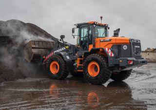 Kolové nakladače Doosan DL280-7