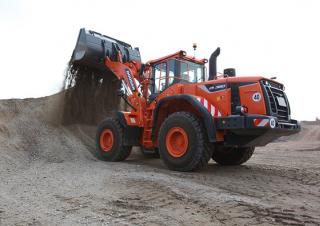 Kolové nakladače Doosan DL350-5