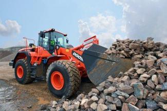Kolové nakladače Doosan DL420-3