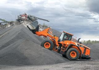 Kolové nakladače Doosan DL450-5
