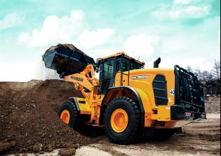 Kolové nakladače Hyundai HL960HD