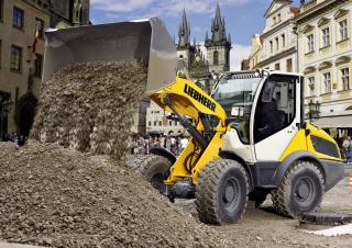Kolové nakladače Liebherr L 506 Compact