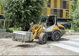 Kolové nakladače Liebherr L 506 Compact