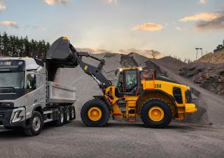 Kolové nakladače Volvo L150 