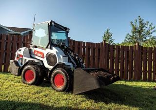 Kolové nakladače Bobcat L28