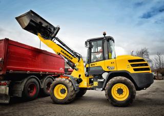 Kolové nakladače Yanmar V 120