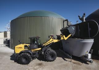 Kolové nakladače New Holland W170D LR