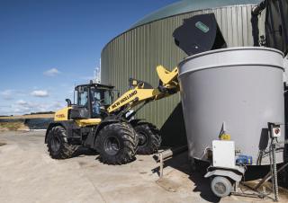 Kolové nakladače New Holland W170D LR