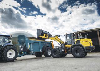 Kolové nakladače New Holland W170D LR