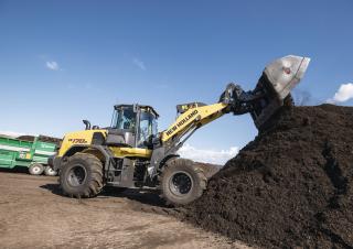 Kolové nakladače New Holland W170D LR