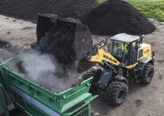Kolové nakladače New Holland W170D LR