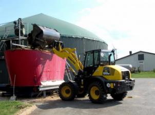 Kolové nakladače Komatsu WA100M-6