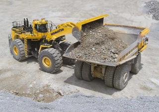 Kolové nakladače Komatsu WA1200-6