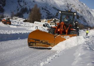 Kolové nakladače Hitachi ZW 180