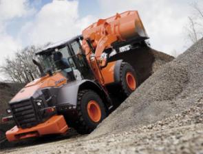 Kolové nakladače Hitachi ZW 220-5