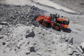 Kolové nakladače Hitachi ZW 330-5