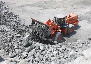 Kolové nakladače Hitachi ZW 550
