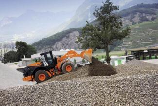 Kolové nakladače Hitachi ZW250-5B