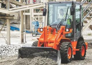 Kolové nakladače Hitachi ZW30-5B