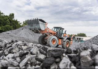 Kolové nakladače Hitachi ZW310-6