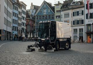 Technika pro letní údržbu Pouliční zametače Kompaktní zametače Bucher-Schörling CityCat VR50e XL