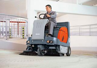 Technika pro letní údržbu Pouliční zametače Kompaktní zametače Hako Sweepmaster P 1200 RH