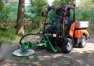 Vozidla Komunální multifunkční naftová vozidla Holder C 65 TC