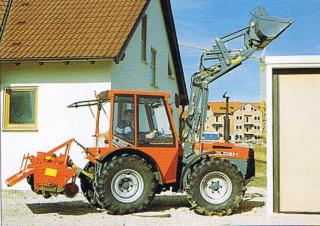 Vozidla Komunální multifunkční naftová vozidla Holder C 860
