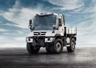 Vozidla Komunální multifunkční naftová vozidla Unimog U 423 EuroMot 4