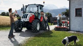 Vozidla Komunální traktory Steyr 4065 Kompakt S Basis