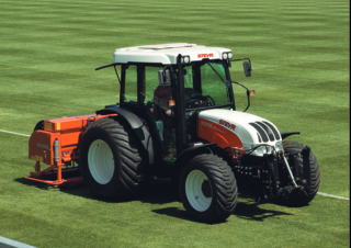 Vozidla Komunální traktory Steyr 4095 Kompakt K