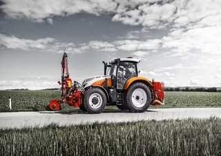 Vozidla Komunální traktory Steyr 4135 Profi CVT Basis