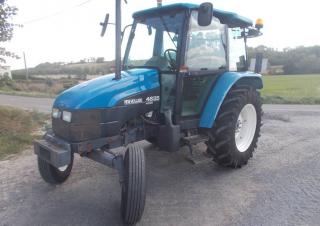 Vozidla Komunální traktory New Holland 4635