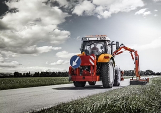 Vozidla Komunální traktory Steyr 6150 Profi CVT Profi