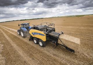 Lisy na hranolové balíky + Lisy na obří balíky New Holland BB 1290 Plus