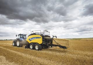Lisy na hranolové balíky + Lisy na obří balíky New Holland BB 1290 Plus