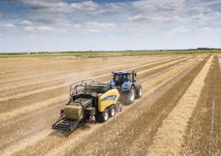 Lisy na hranolové balíky + Lisy na obří balíky New Holland BB 1290 Plus